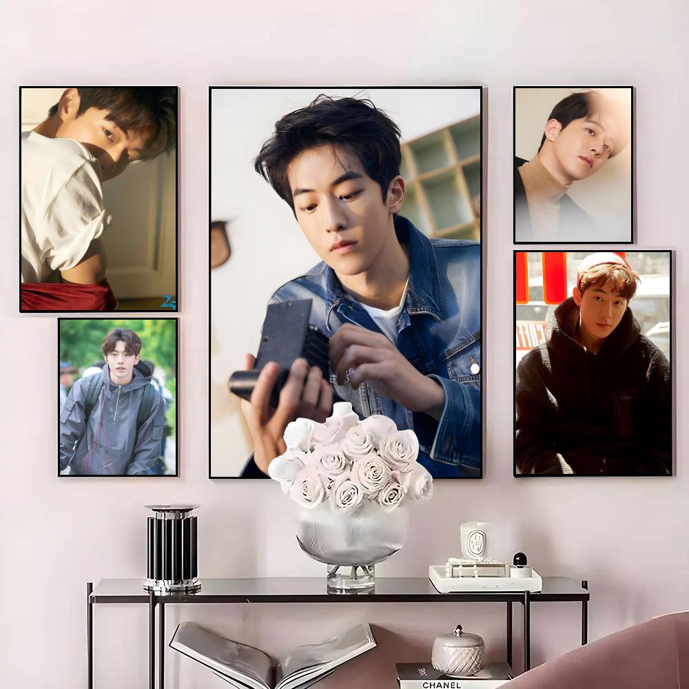 Male Star N_nam J_joo Hyuk Pos - огляд і ціна Home Bar And Theater
